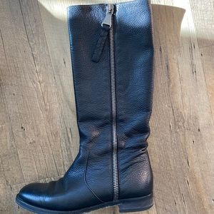 Escada boots, size 8